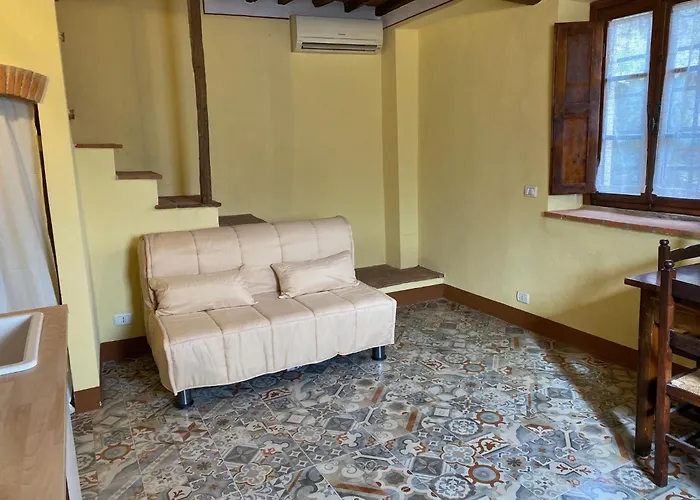 아파트 Rivolta Buti