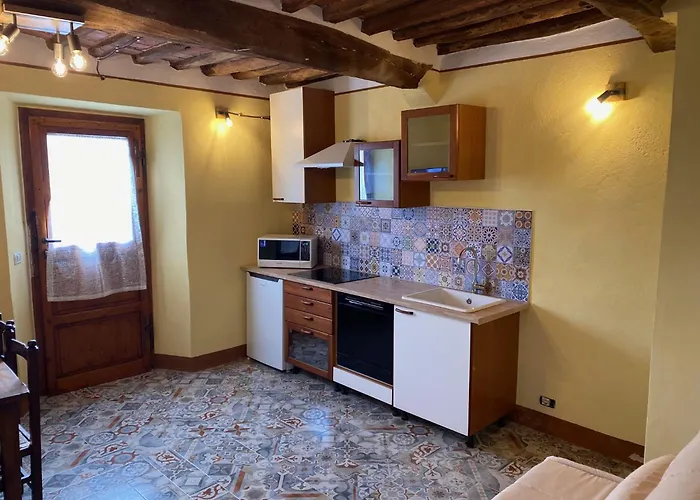Rivolta Apartament Buti
