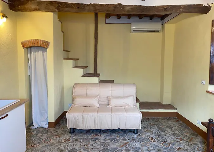 Rivolta Apartament Buti